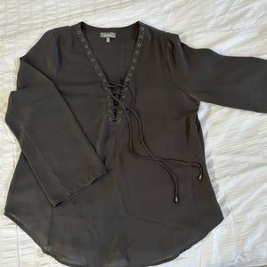 Neiman Marcus v-neck, tunic blouse